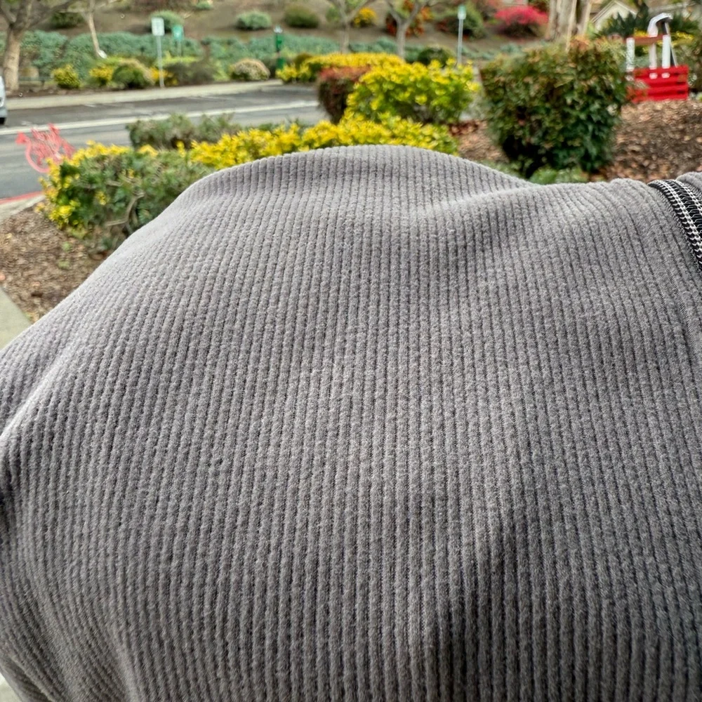 UNIVERSAL‎ THREAD WOMENS M HOODIE CROPPED FULL ZIP RIBBED TAUPE COQUETTE Y2K 90S - Picture 8 of 9